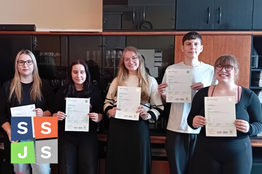 Featured image for “Předání Cambridge certifikátů na SSJS Tábor”